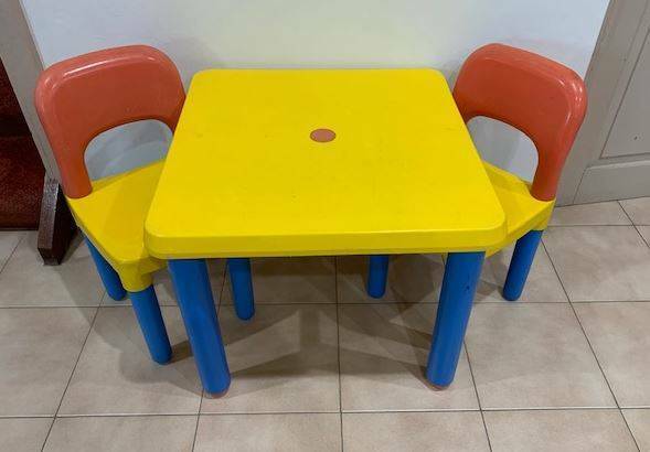 childrens plastic table and chairs australia